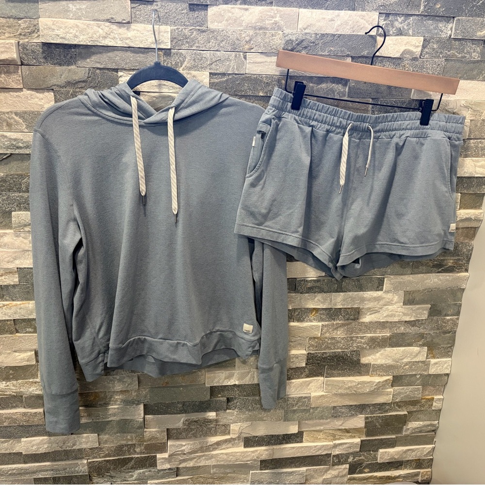 Vuori Halo Essential Hoodie and Performance Shorts Bundle - Size Large - Blue